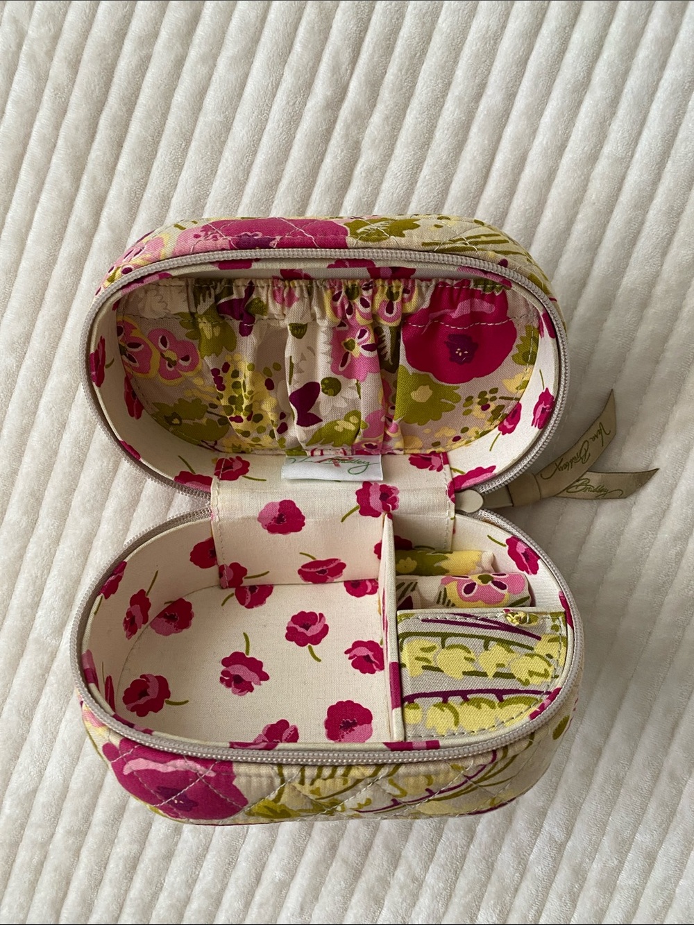 🌼 Vera Bradley Travel Jewlry Case
